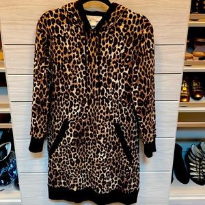 Long 🔥Oversized hoodie🔥with leopard print
